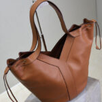 Saint Laurent Y Large Hobo In Leather 833160